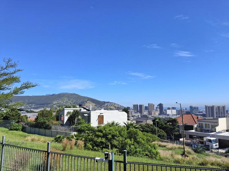 To Let 1 Bedroom Property for Rent in Vredehoek Western Cape